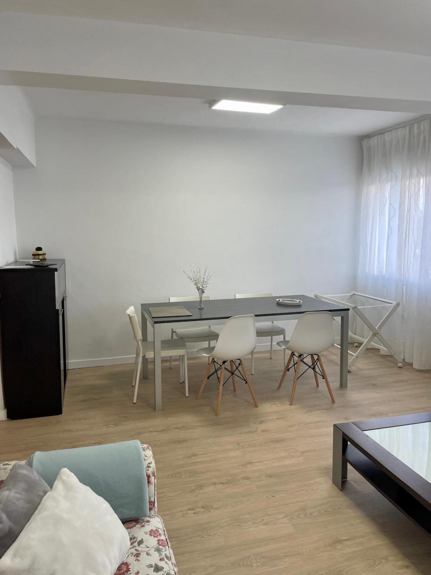 Apartment 1 Linea De Playa Puerto Deportivo Vistas Al Mar Recien Reformado